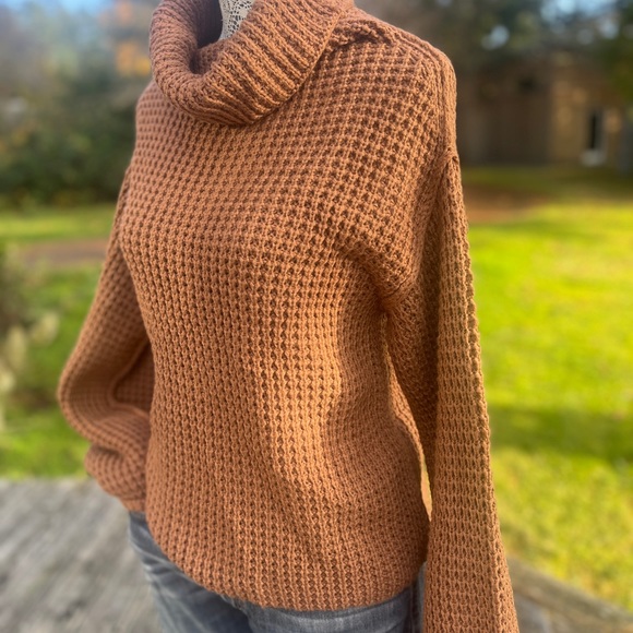 NWT Love By Design (from Nordstrom) brown knit cowl neck sweater size M - Picture 1 of 14